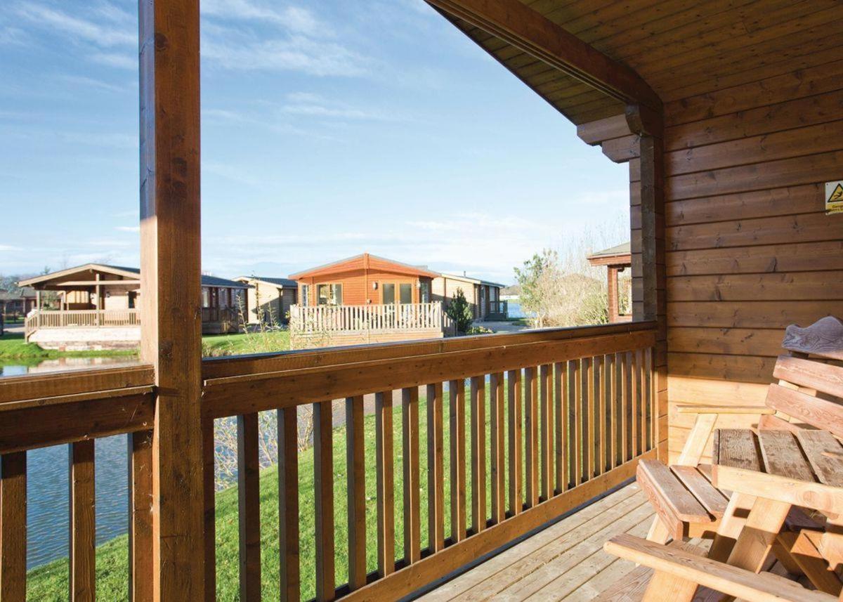 Dacre Lakeside Park Hotel Brandesburton Kültér fotó