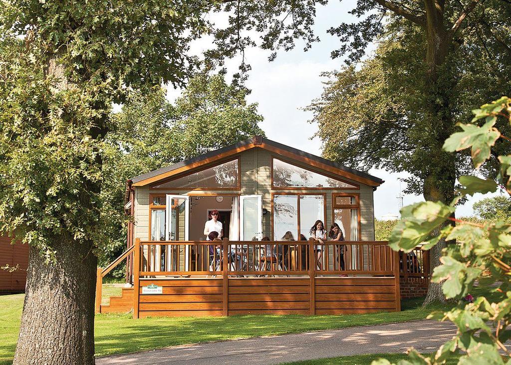 Dacre Lakeside Park Hotel Brandesburton Kültér fotó